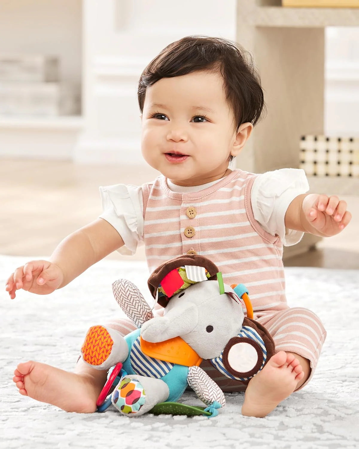 peluche-hochet-elephant-compagnon-fidèle