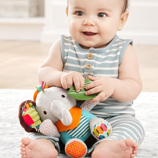 peluche hochet elephant decouverte sensorielle