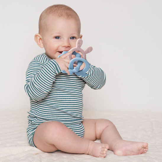 anneau dentition bebe transforme les pleurs en sourire
