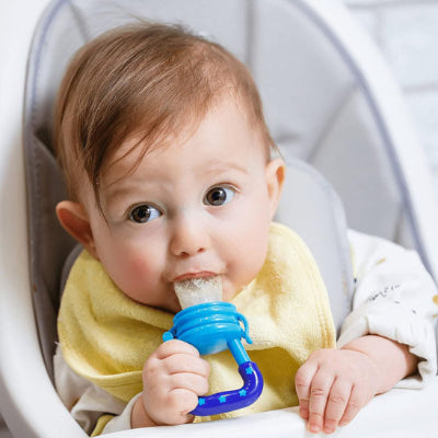 bebe apprecie grignoteuse bebe