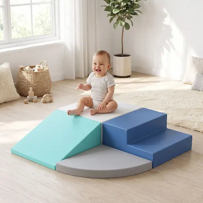 bébé assis parcours motricité bebe bleu blanc gris
