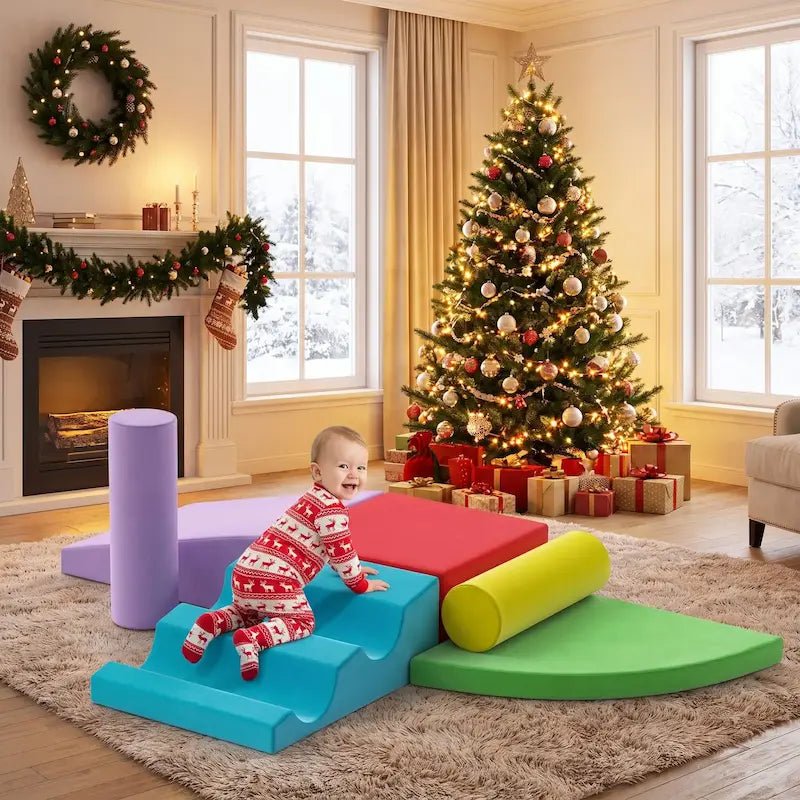 bébé grimpe parcours motricité bébé place près sapin noël