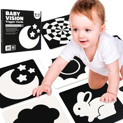 bebe quatre pattes sur cartes noir blanc du livre pour bebe