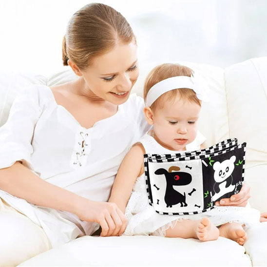 livre-bebe-noir-et-blanc-lien-parent