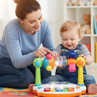 maman montre a bebe comment jouer jouet eveil bebe