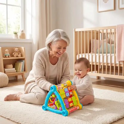 mamie bébé assis tapis jouent jouet bebe triangle activités